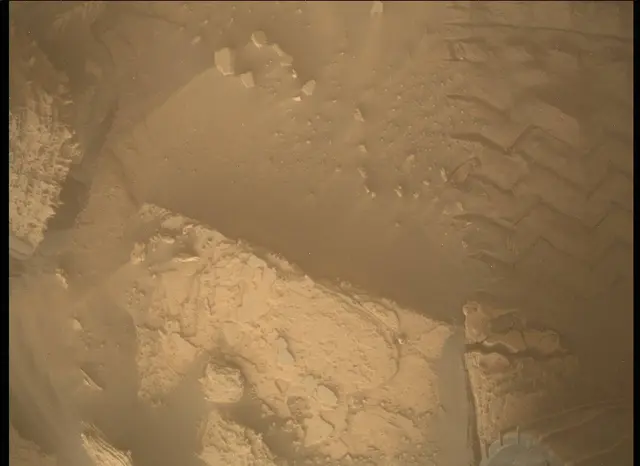 Sol 3604: Mars Descent Imager (MARDI)