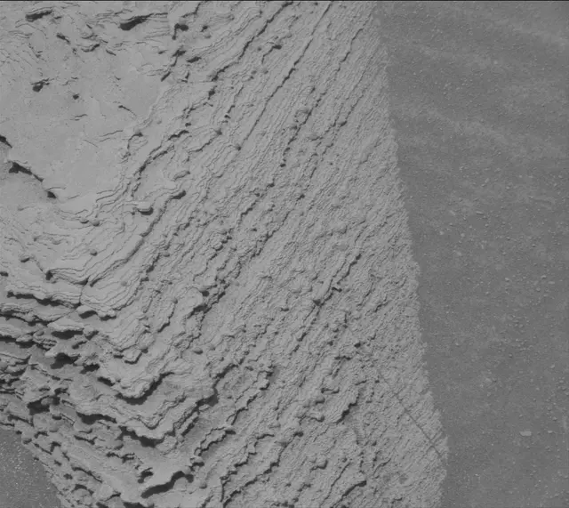 Sol 3605: Mast Camera (Mastcam)