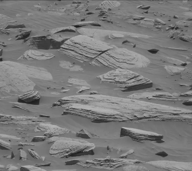 Sol 3605: Mast Camera (Mastcam)