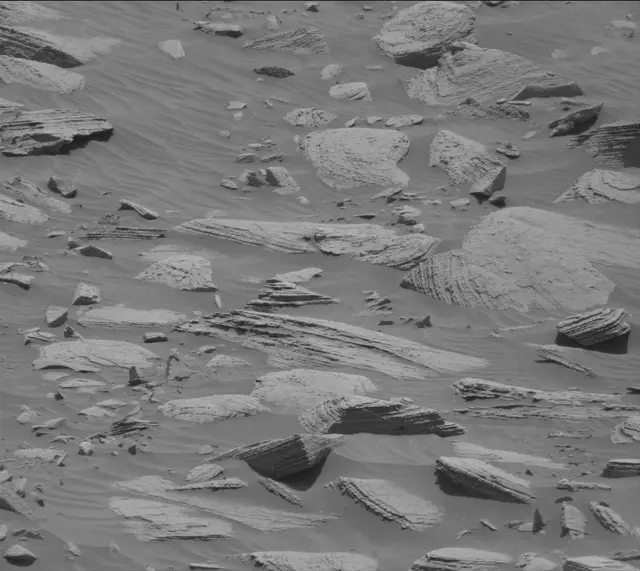 Sol 3605: Mast Camera (Mastcam)