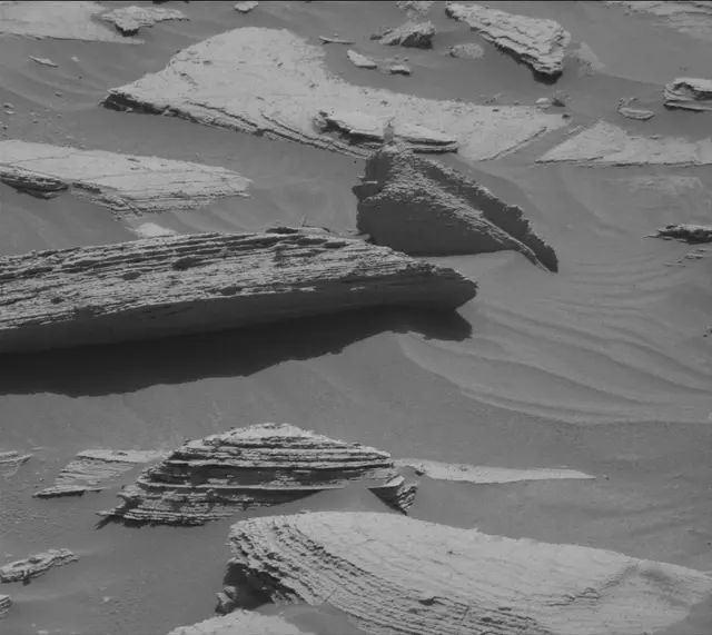 Sol 3605: Mast Camera (Mastcam)