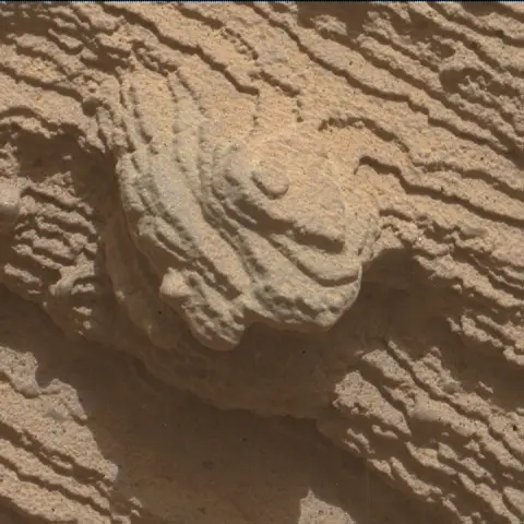 Sol 3605: Mars Hand Lens Imager (MAHLI)