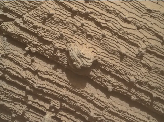 Sol 3605: Mars Hand Lens Imager (MAHLI)