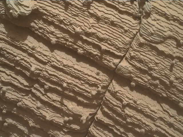 Sol 3605: Mars Hand Lens Imager (MAHLI)
