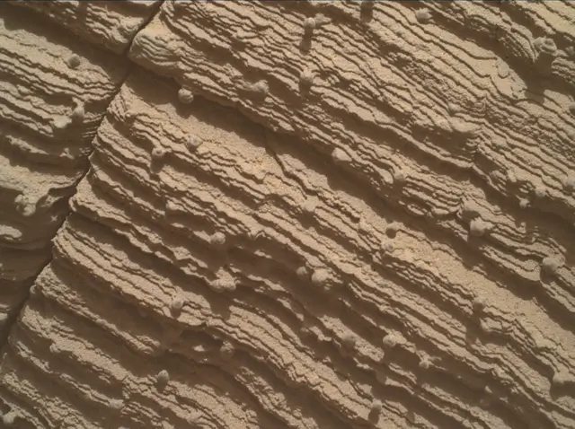 Sol 3605: Mars Hand Lens Imager (MAHLI)
