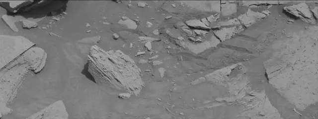 Sol 3606: Mast Camera (Mastcam)