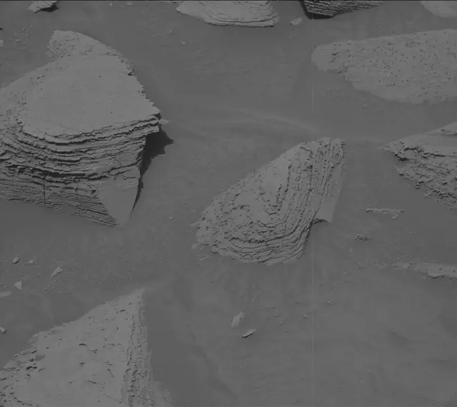 Sol 3606: Mast Camera (Mastcam)