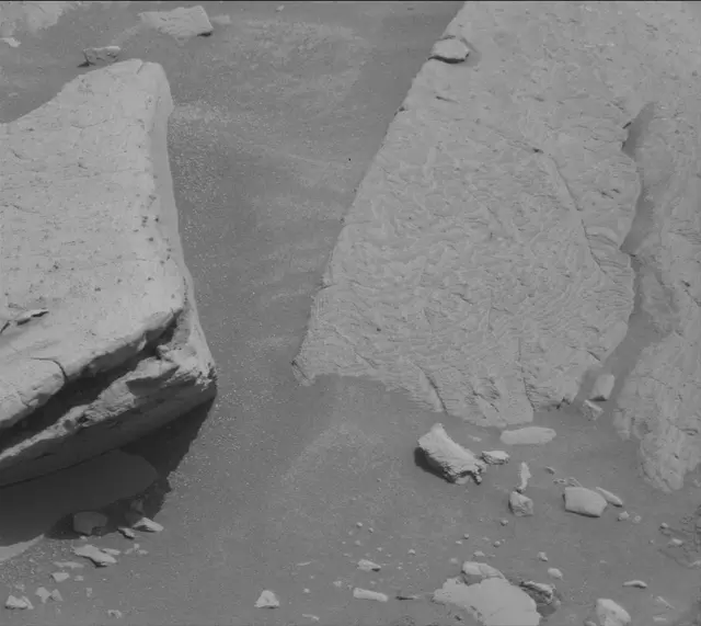 Sol 3606: Mast Camera (Mastcam)