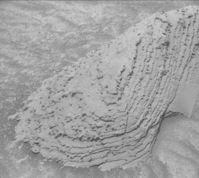 Sol 3606: Mast Camera (Mastcam)
