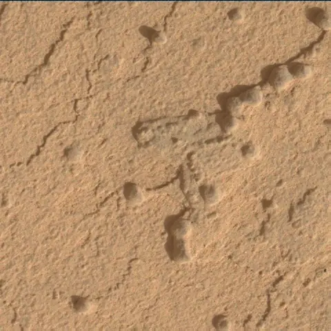 Sol 3607: Mars Hand Lens Imager (MAHLI)