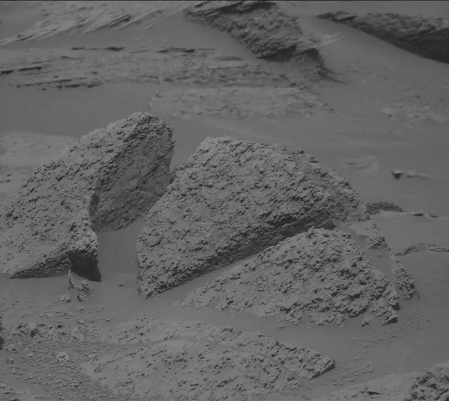 Sol 3608: Mast Camera (Mastcam)