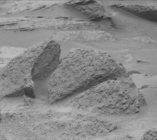 Sol 3608: Mast Camera (Mastcam)