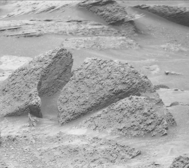 Sol 3608: Mast Camera (Mastcam)