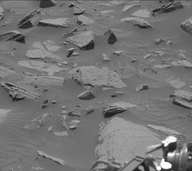 Sol 3609: Mast Camera (Mastcam)