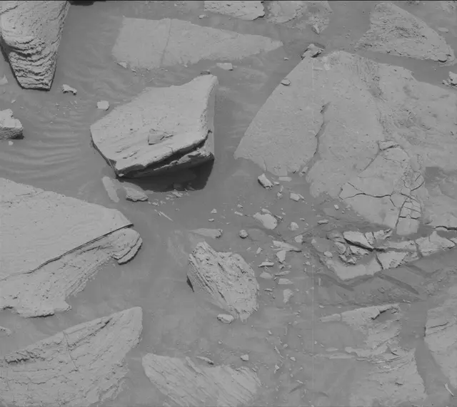 Sol 3609: Mast Camera (Mastcam)