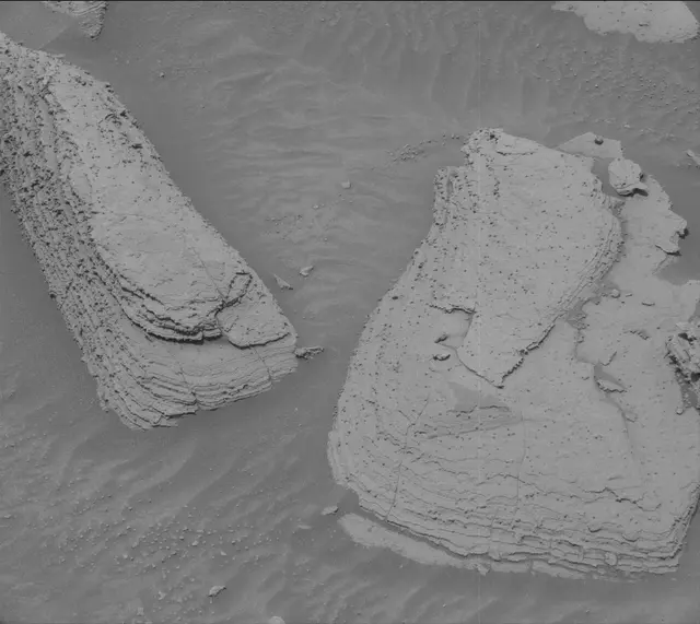 Sol 3609: Mast Camera (Mastcam)