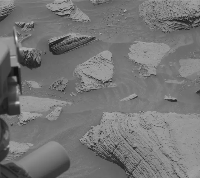 Sol 3609: Mast Camera (Mastcam)
