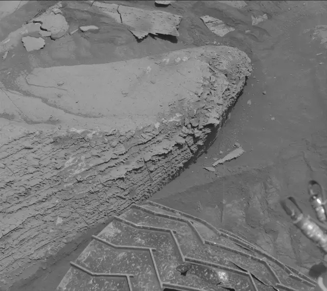 Sol 3609: Mast Camera (Mastcam)