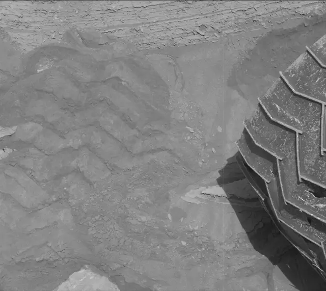 Sol 3609: Mast Camera (Mastcam)