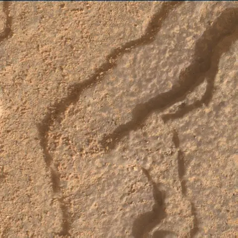 Sol 3609: Mars Hand Lens Imager (MAHLI)