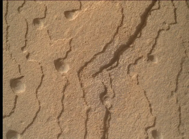 Sol 3609: Mars Hand Lens Imager (MAHLI)