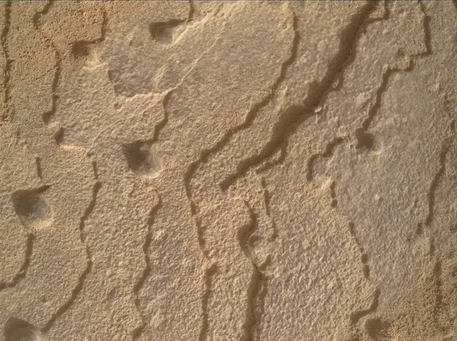 Sol 3609: Mars Hand Lens Imager (MAHLI)