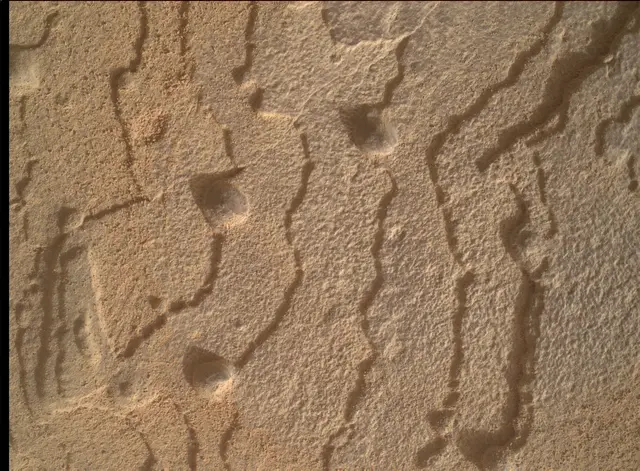 Sol 3609: Mars Hand Lens Imager (MAHLI)