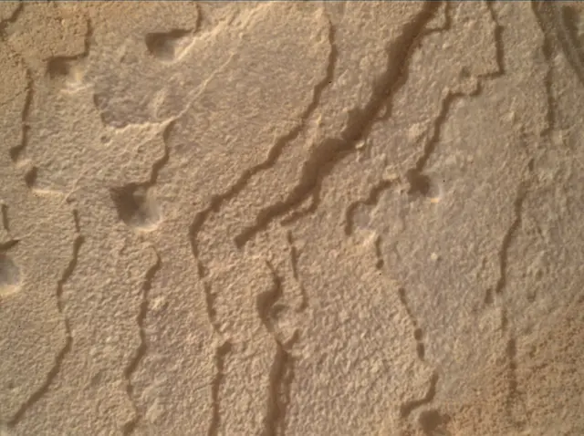 Sol 3609: Mars Hand Lens Imager (MAHLI)