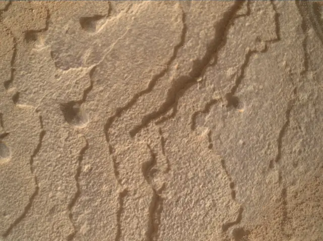 Sol 3609: Mars Hand Lens Imager (MAHLI)