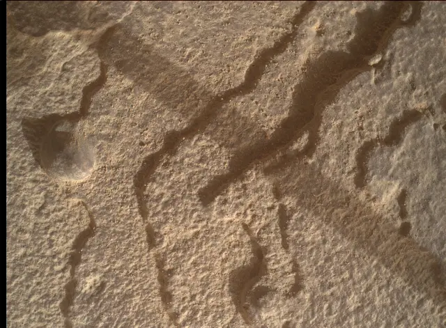 Sol 3609: Mars Hand Lens Imager (MAHLI)