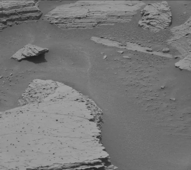 Sol 3610: Mast Camera (Mastcam)