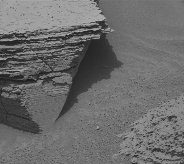 Sol 3610: Mast Camera (Mastcam)