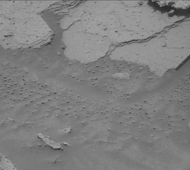 Sol 3610: Mast Camera (Mastcam)