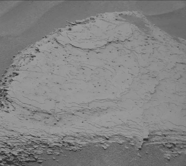 Sol 3610: Mast Camera (Mastcam)