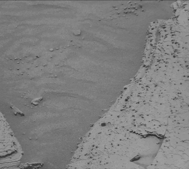 Sol 3610: Mast Camera (Mastcam)