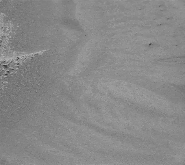 Sol 3610: Mast Camera (Mastcam)