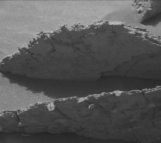 Sol 3610: Mast Camera (Mastcam)