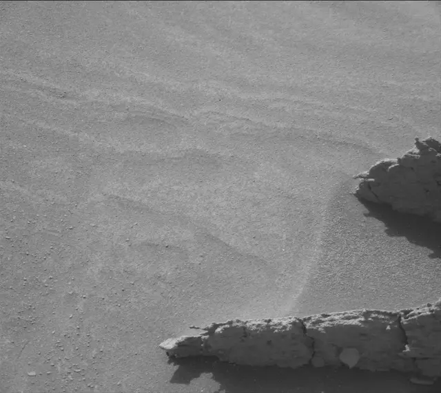 Sol 3610: Mast Camera (Mastcam)