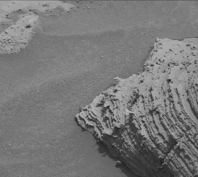 Sol 3610: Mast Camera (Mastcam)