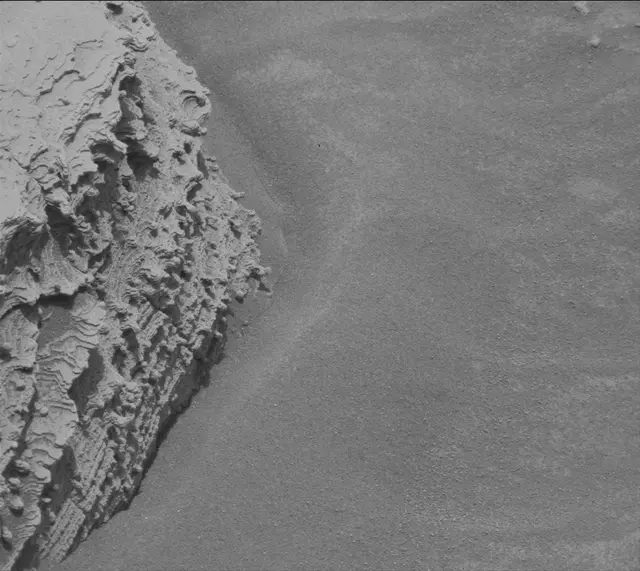 Sol 3610: Mast Camera (Mastcam)