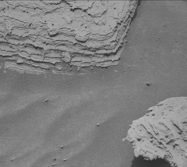 Sol 3610: Mast Camera (Mastcam)