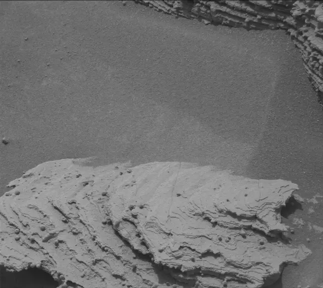 Sol 3610: Mast Camera (Mastcam)