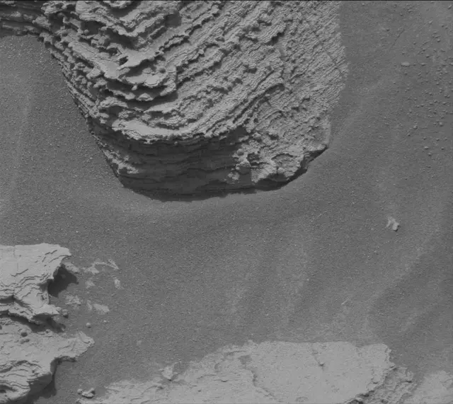 Sol 3610: Mast Camera (Mastcam)
