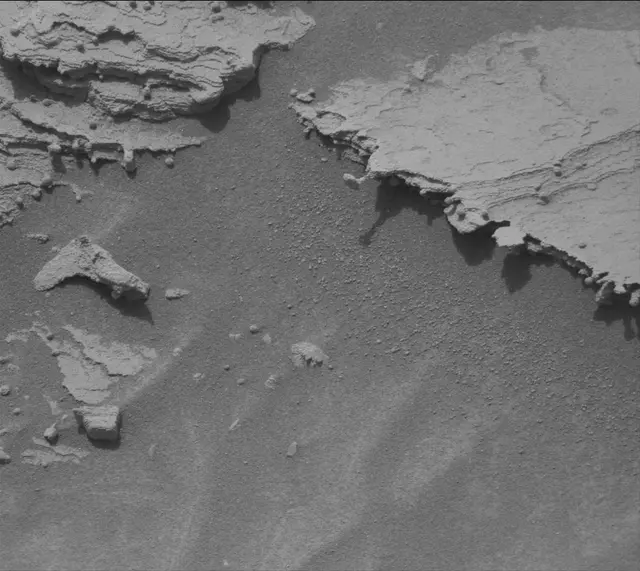 Sol 3610: Mast Camera (Mastcam)