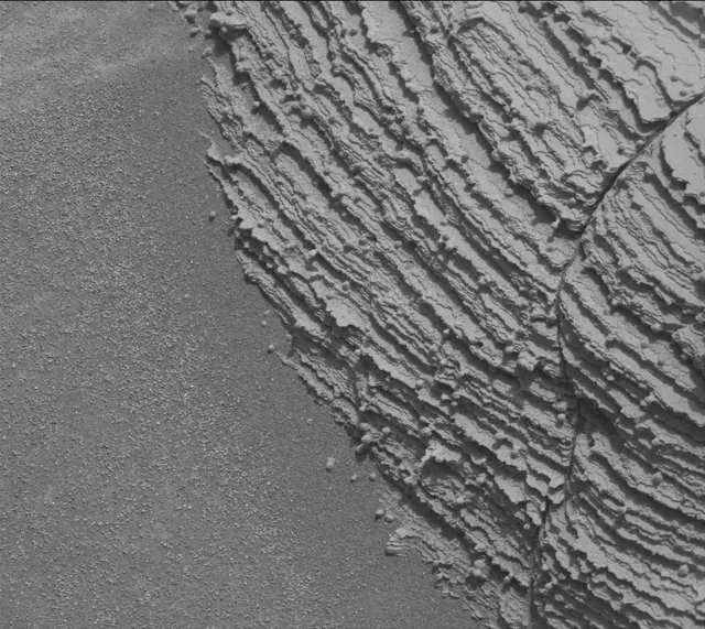 Sol 3610: Mast Camera (Mastcam)