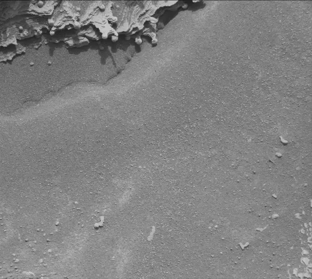 Sol 3610: Mast Camera (Mastcam)