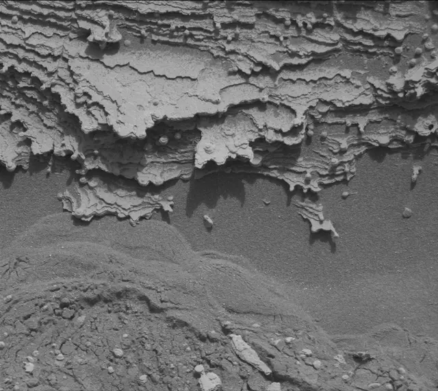 Sol 3610: Mast Camera (Mastcam)