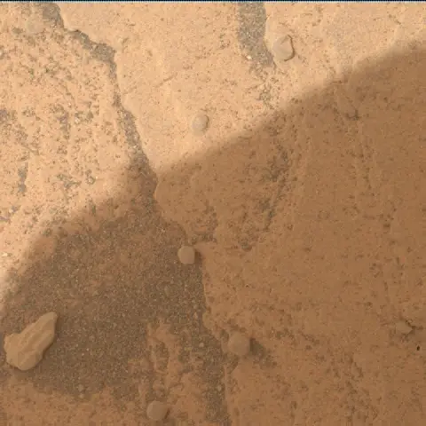 Sol 3612: Mars Hand Lens Imager (MAHLI)