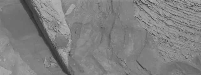 Sol 3613: Mast Camera (Mastcam)