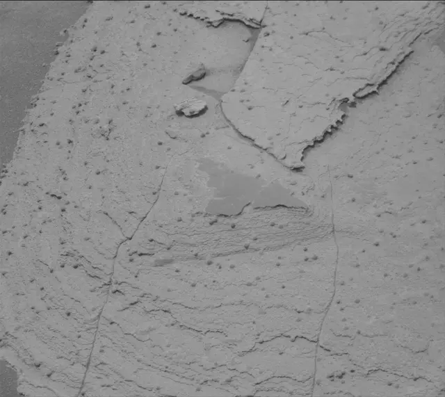 Sol 3613: Mast Camera (Mastcam)
